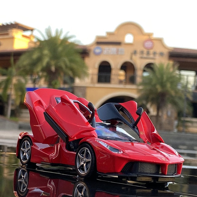 Ferrari Laferrari Alloy Sports Car Model - GOGO FLEEK