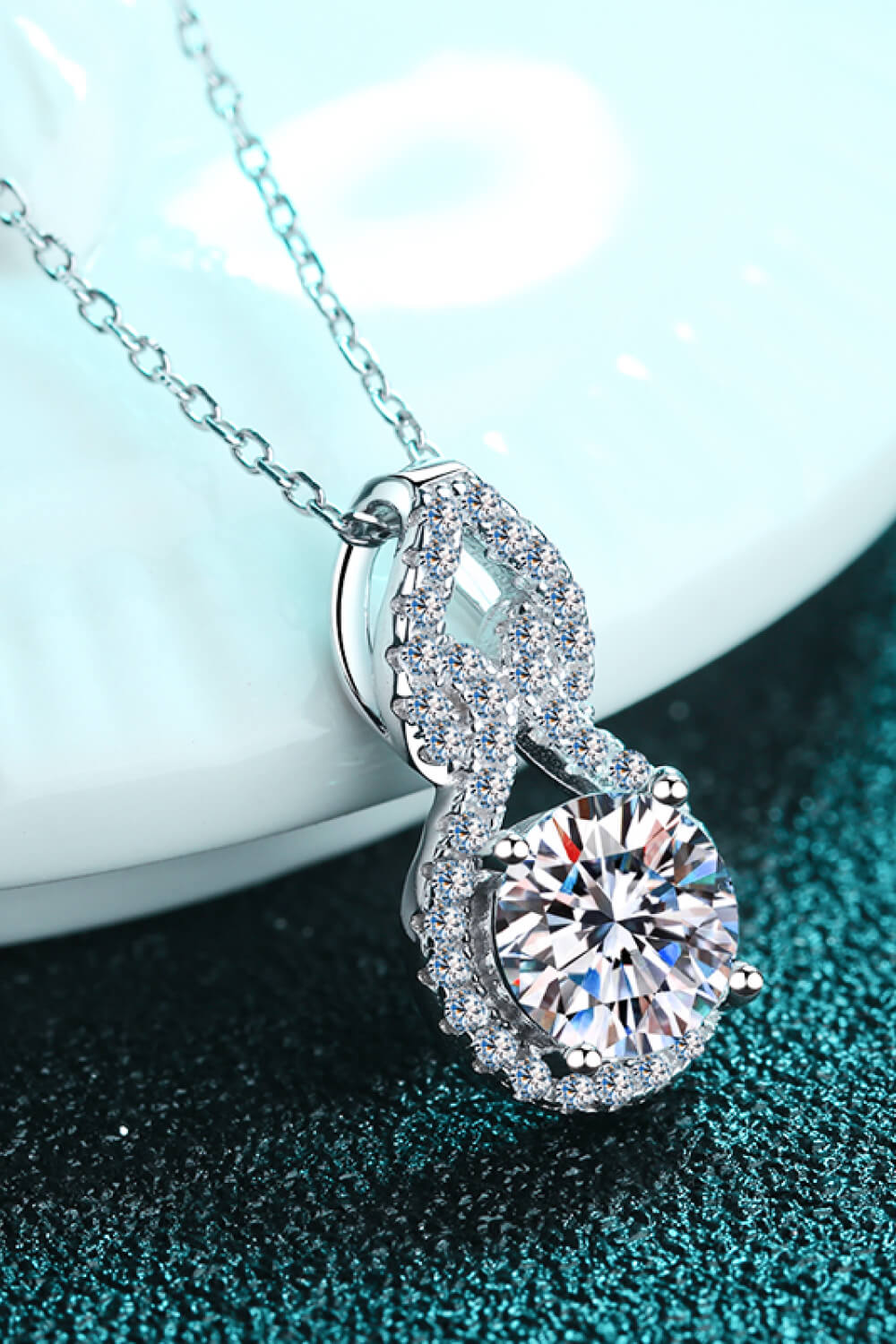 Moissanite Elegant Necklace - GOGO FLEEK