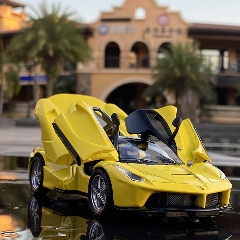 Ferrari Laferrari Alloy Sports Car Model - GOGO FLEEK